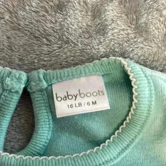 Baby Boots - Long sleeve  Velour dress. Size 6 months - Picture 2 of 4